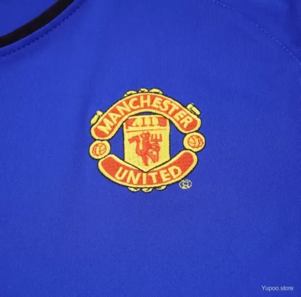 02-03 Manchester United Blue Third Jersey