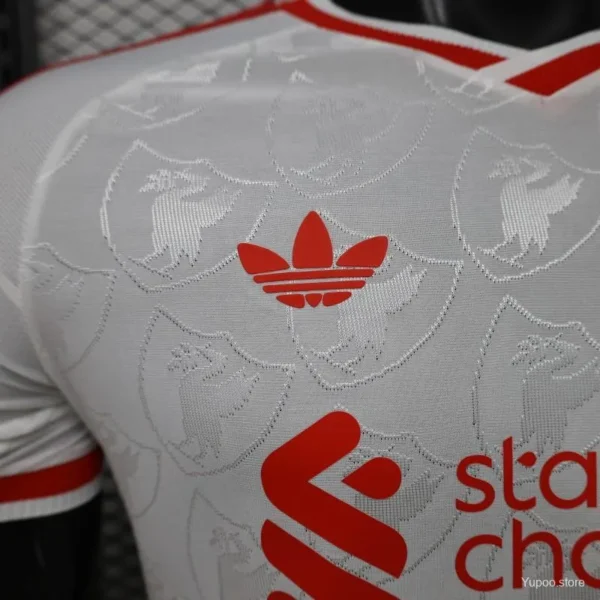 6 Version 26-27 Liverpool White Jersey