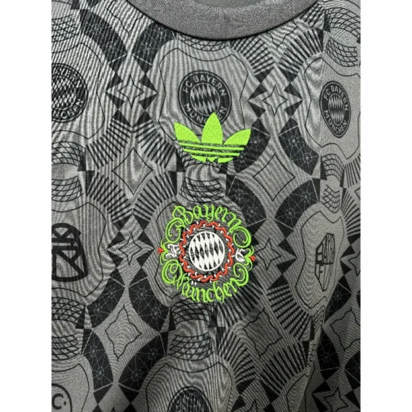 Mens Bayern Munich Wiesn T-Shirt Jersey
