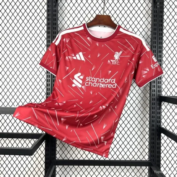 8 Mens Liverpool Home Jersey