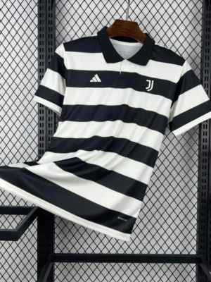 Mens Juventus X Sgura Pack Fourth Jersey