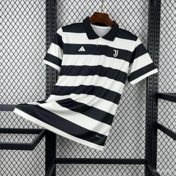 Mens Juventus X Sgura Pack Fourth Jersey