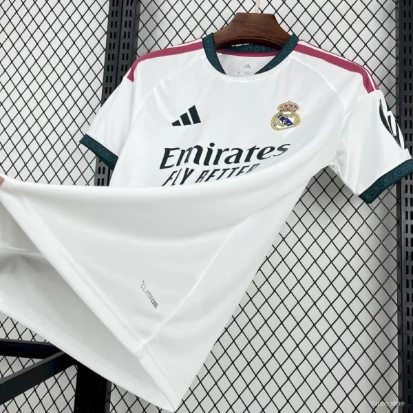 6 Real Madrid Jersey Home