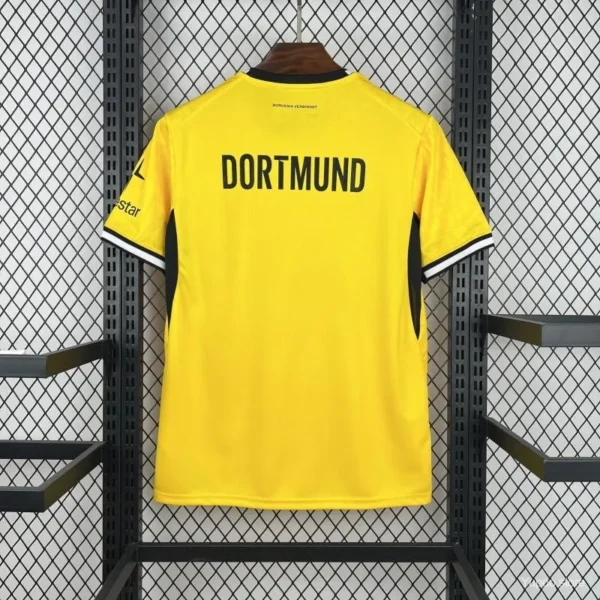 8 Borussia Dormunt Jersey Home