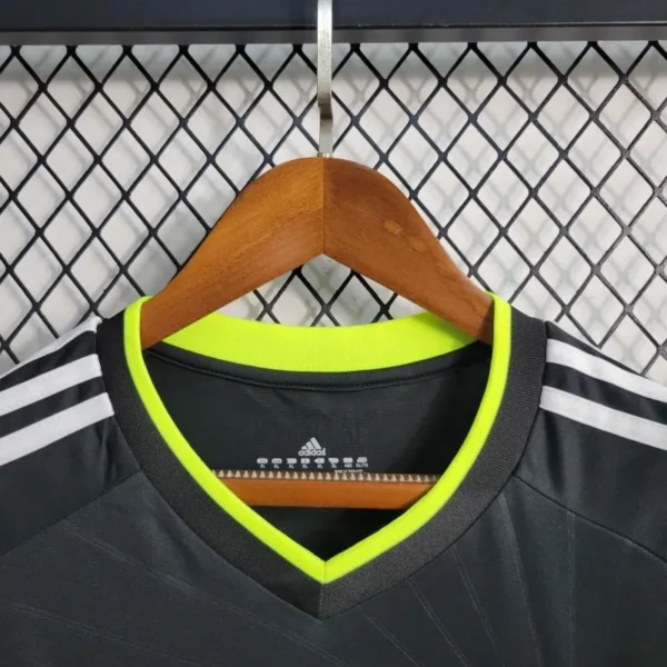 1 Retro 10-11 Real Madrid Away