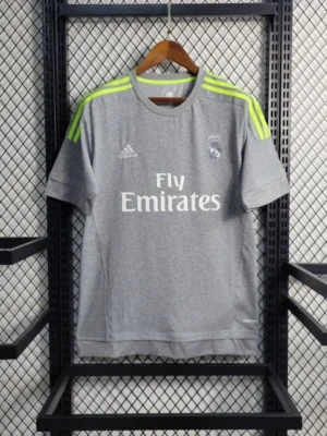 10 Retro 15-16 Real Madrid Away