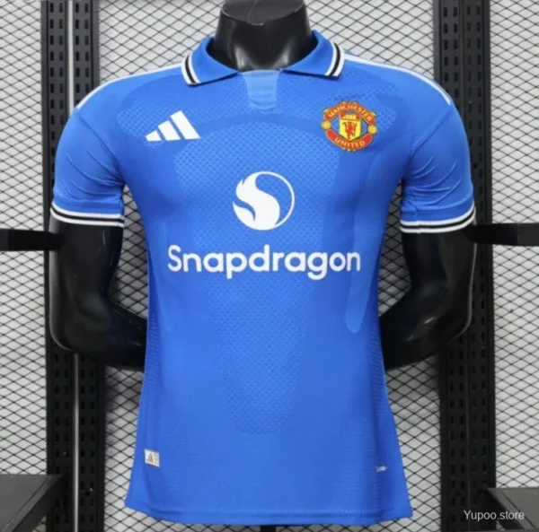 10 Manchester United Jersey Away 2026-2027