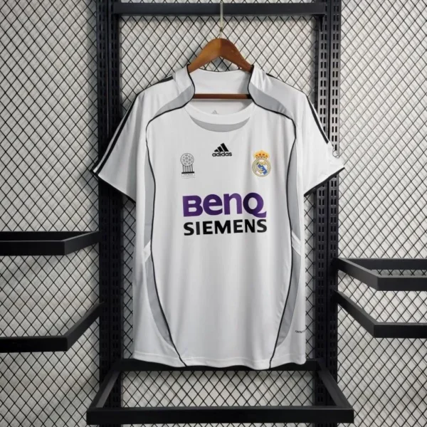11 Retro 06-07 Real Madrid Home