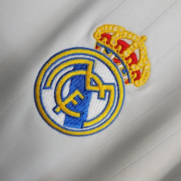 3 Retro 06-07 Real Madrid Home