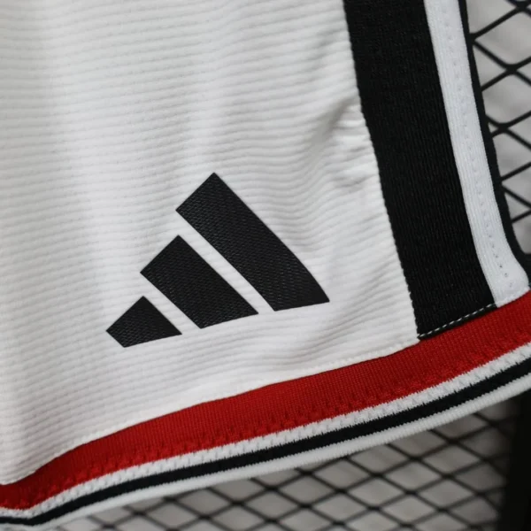 4 Manchester United Home Shorts 2026-2027