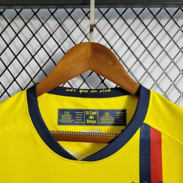 4 Retro 08-09 Barcelona Away