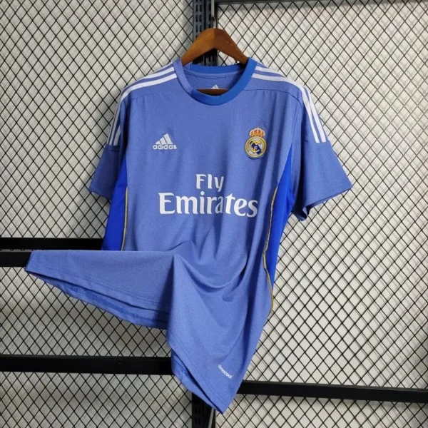 5 Retro 13-14 Real Madrid Away