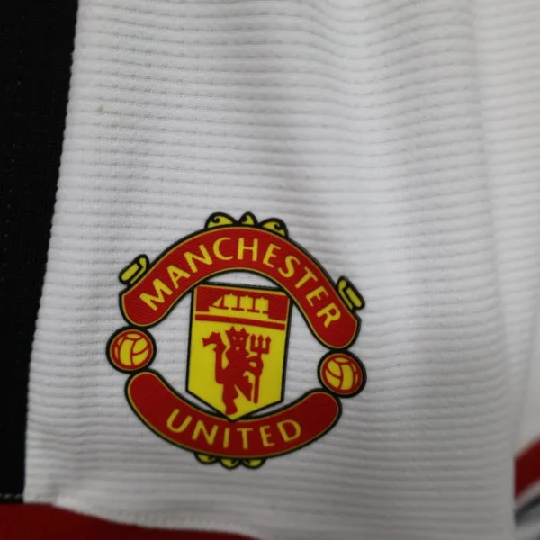 7 Manchester United Home Shorts 2026-2027