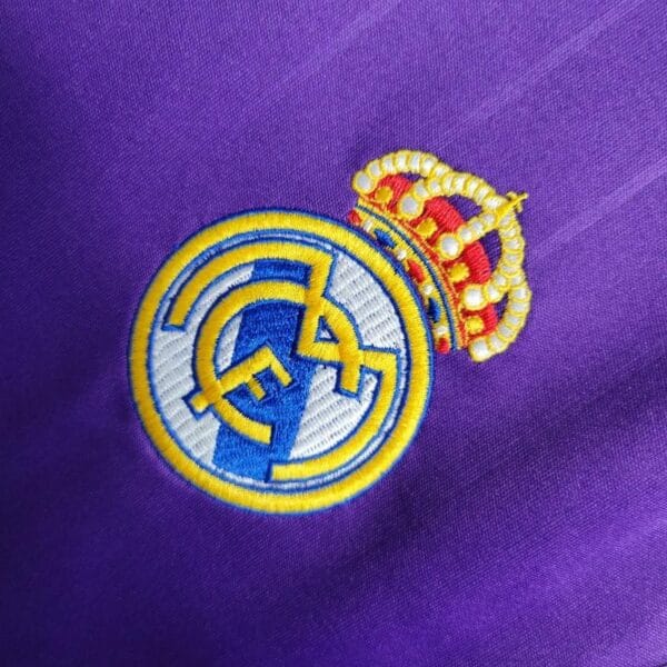 7 Retro 06-07 Real Madrid Third
