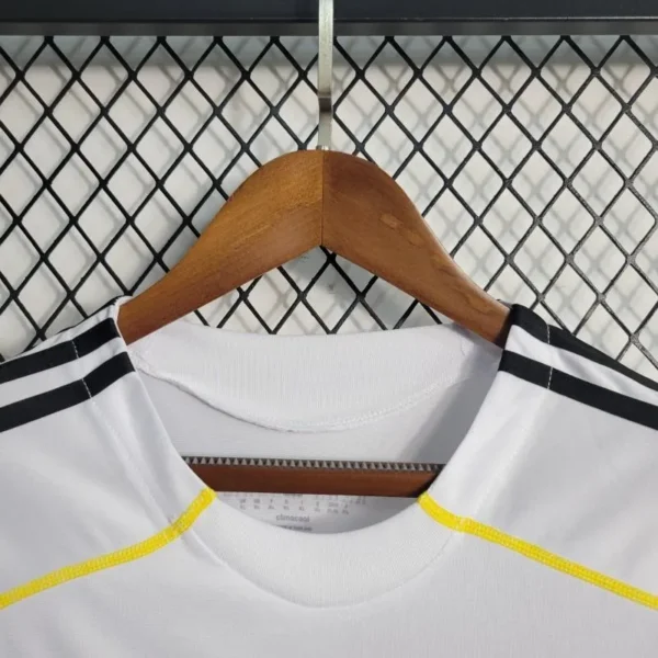 7 Retro 09-10 Real Madrid Home Jersey