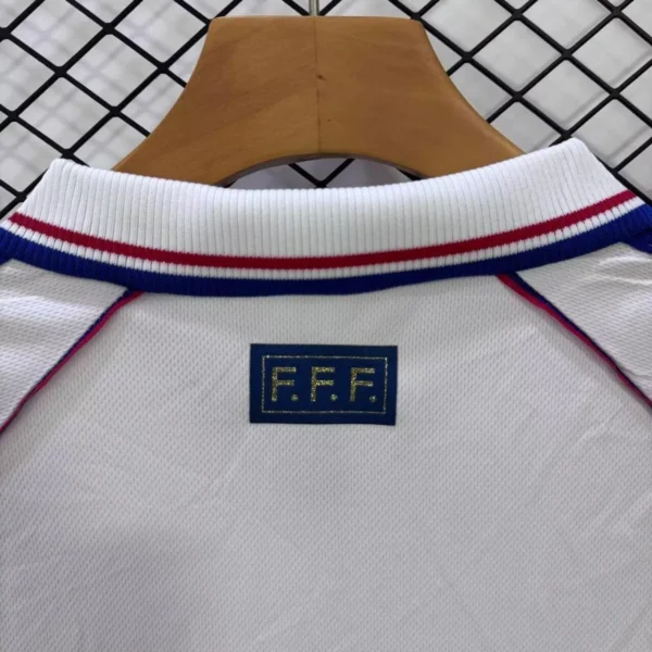 8 Retro 98 France Away