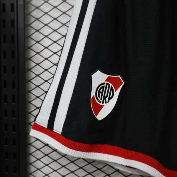 1 26-27 River Plate Home Short