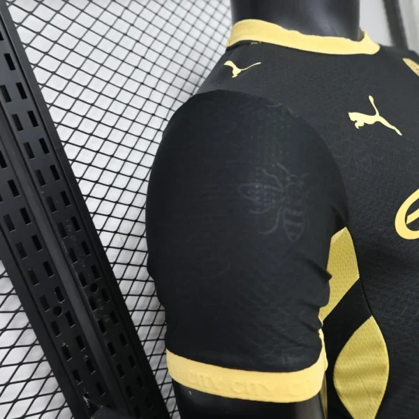 2 26-27 Manchester City Away Jersey