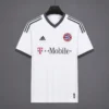2 02-04 Bayern Munchen Away Jersey