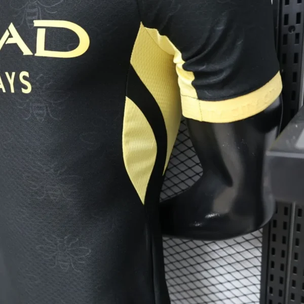 3 26-27 Manchester City Away Jersey