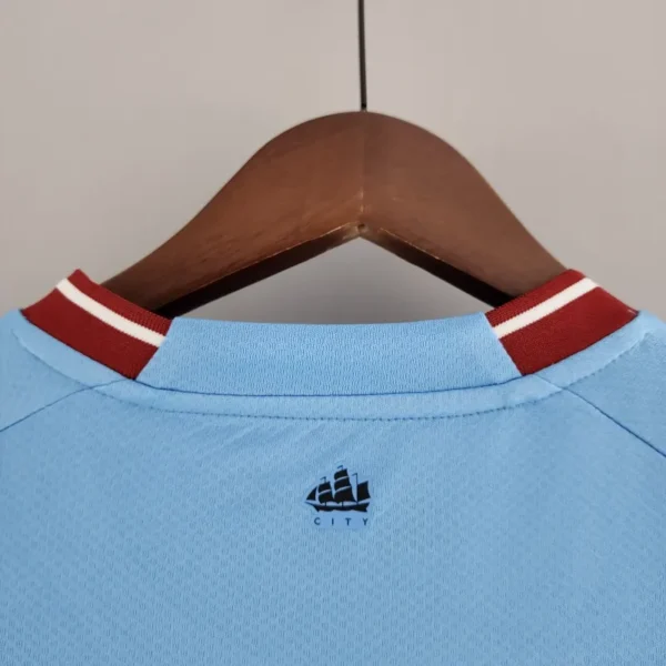 6 22-23 Manchester City Home Jersey