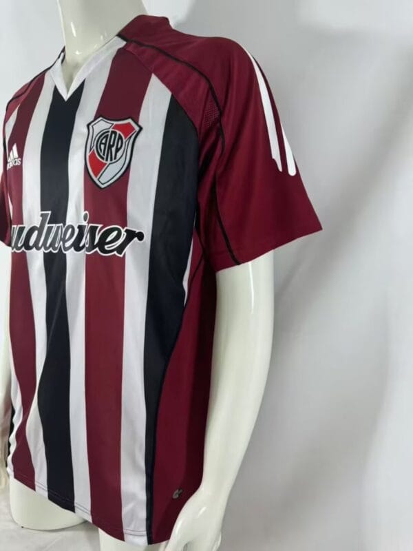 05-06 River Plate Away Maroon Stripes Jersey