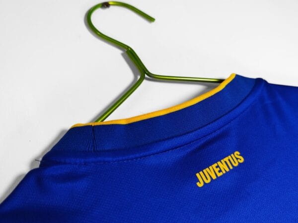 14-15 Juventus Royal Blue with Yellow Accents Away Jersey 14-15 Juventus Royal Blue with Yellow Accents Away Jersey