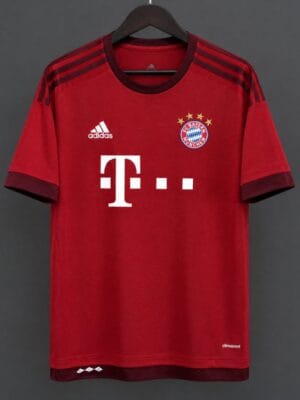 15-16 Bayern Munich Home Jersey