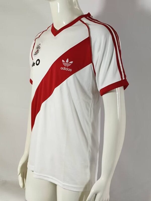 86-87 River Plate Home White Jersey 86-87 River Plate Home White Jersey
