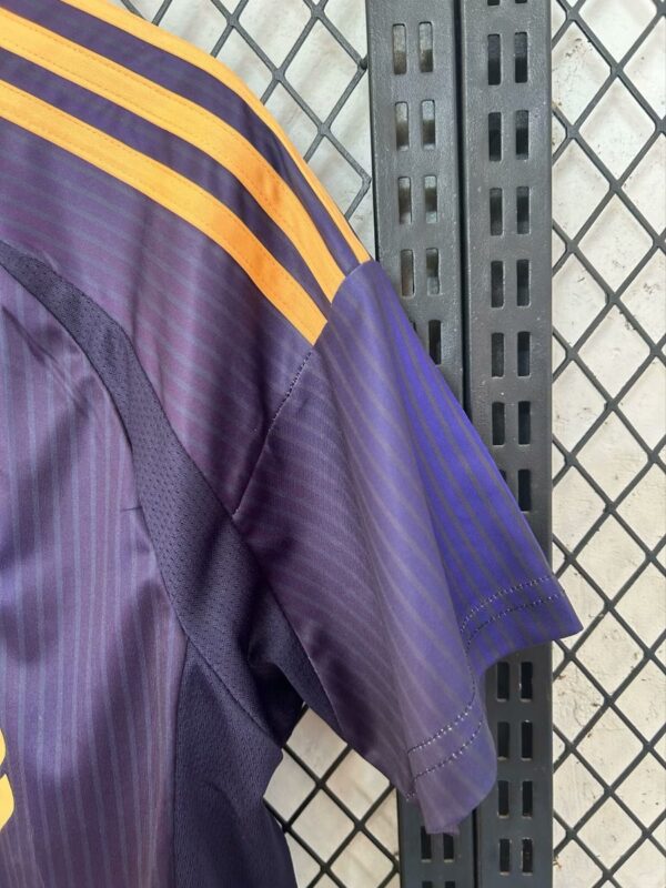 La Galaxy Away Jersey La Galaxy Away Jersey