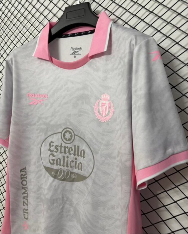 Real Valladolid Third Grey Pink Jersey Real Valladolid Third Grey Pink Jersey