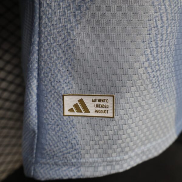 Version 26-27 Ajax Away Jersey