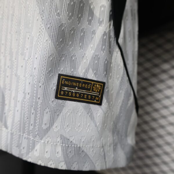 Version 26-27 Al-Ittihad Club Away Jersey