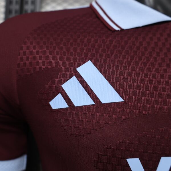 Version 26-27 Aston Villa FC Home Maroon Jersey With Sponsor