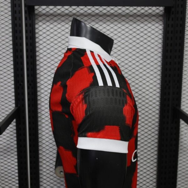 Version 26-27 Fulham Away Red-Black Jersey