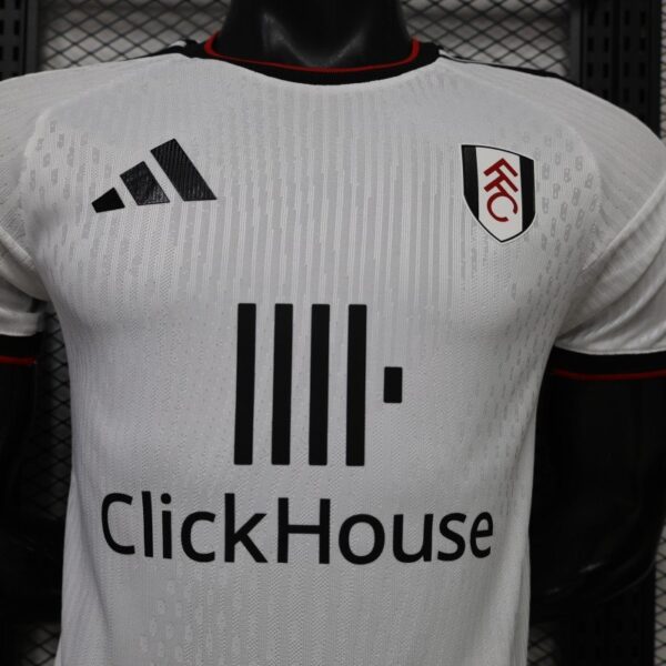 Version 26-27 Fulham Home Jersey