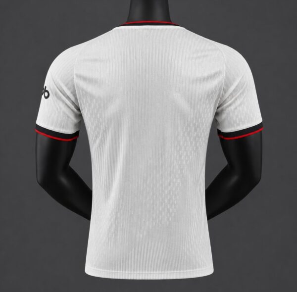 Version 26-27 Fulham Home Jersey