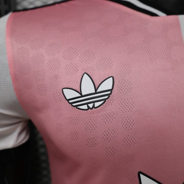 Version 26-27 Inter Miami CF Pink & White with Split Panel Home Jersey