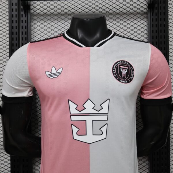 Version 26-27 Inter Miami CF Pink & White with Split Panel Home Jersey