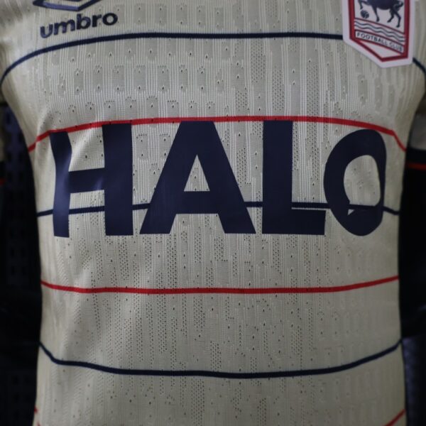 Version 26-27 Ipswich Town FC Away Yellow Jersey