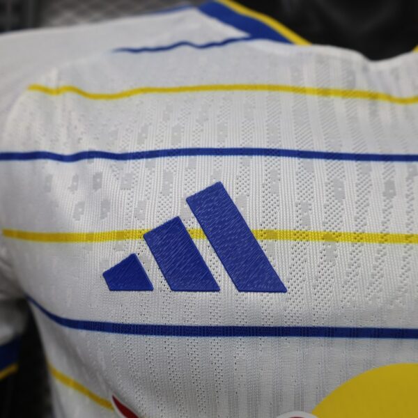 Version 26-27 Leeds United Home Stripes Jersey