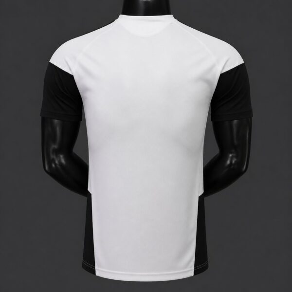 Version 26-27 Liverpool White Training Jersey