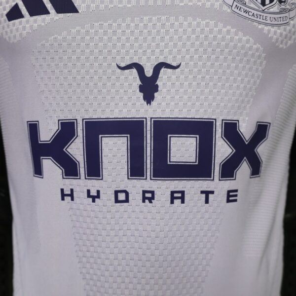 Version 26-27 Newcastle United FC Third Purple Jersey