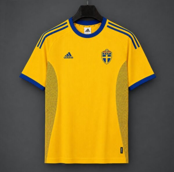 2002 Sweden Home Jersey